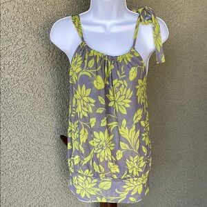 No.197 Sweet Pea Green and Gray Tie Front Tank Top Size Large